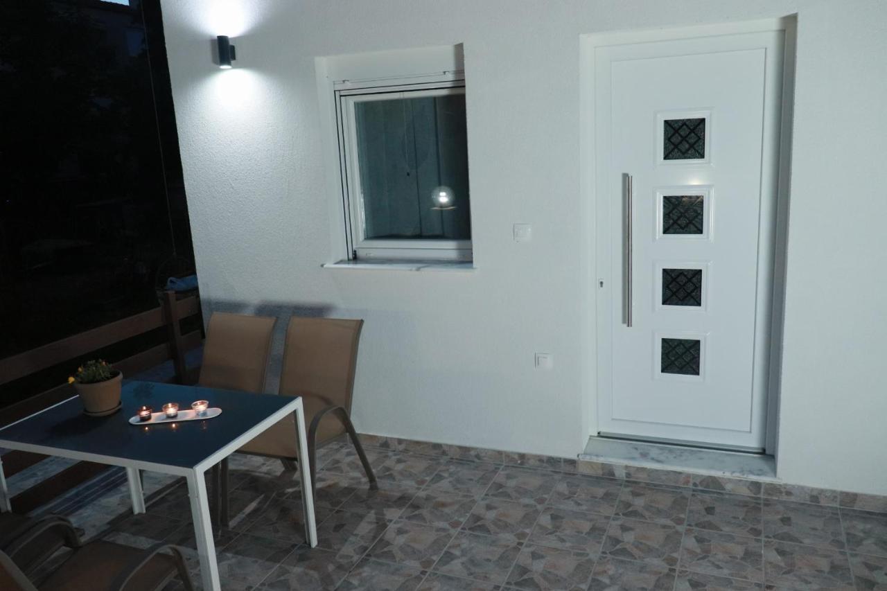 Filippou Luxury Apartments Flogita Dış mekan fotoğraf
