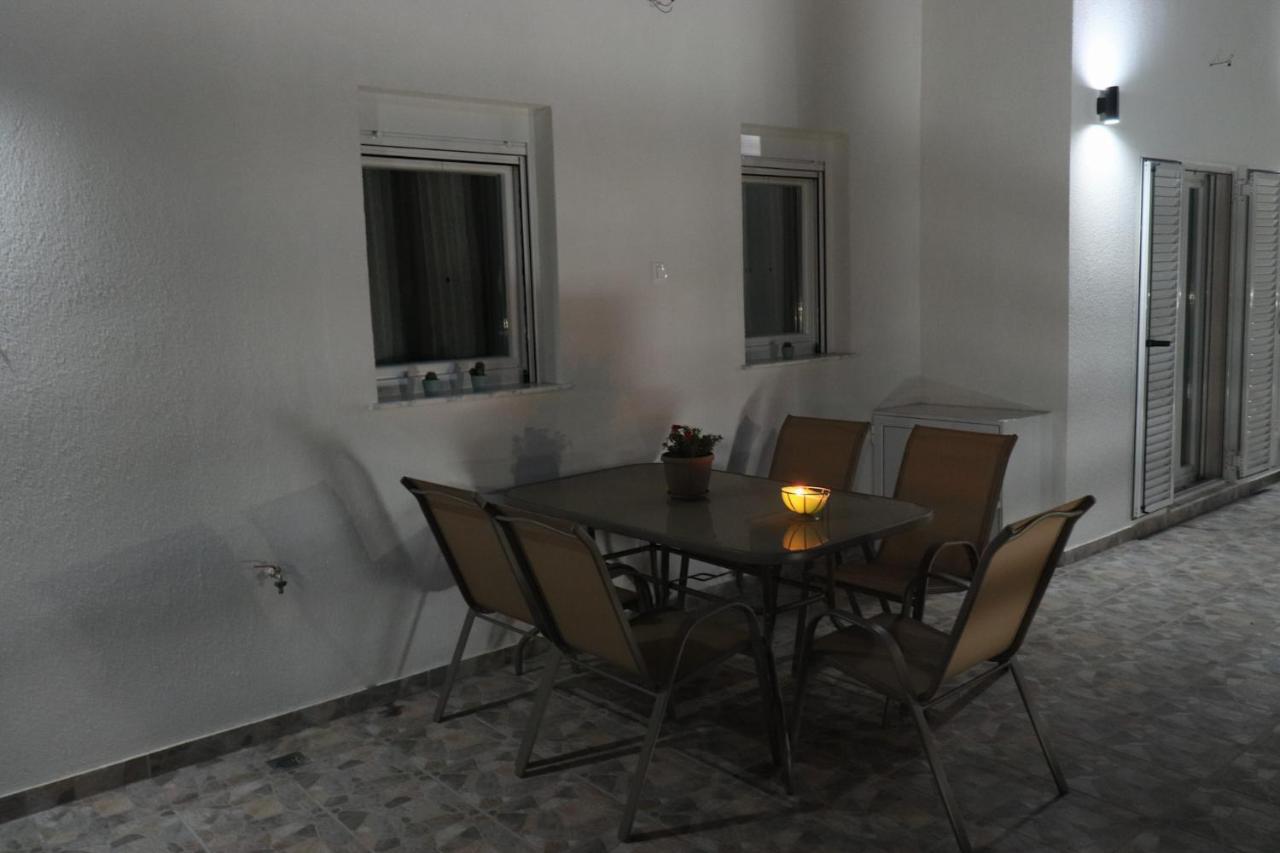 Filippou Luxury Apartments Flogita Dış mekan fotoğraf